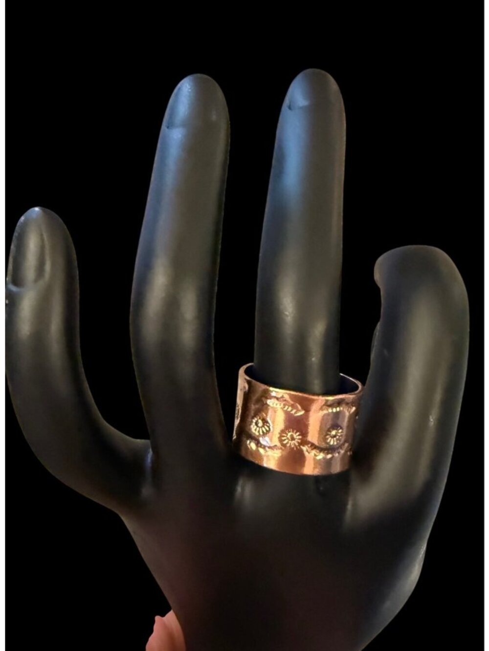 NWOT Artisan Wide Band Copper Ring Boho Etched Floral Pattern Size 7 Theraputic